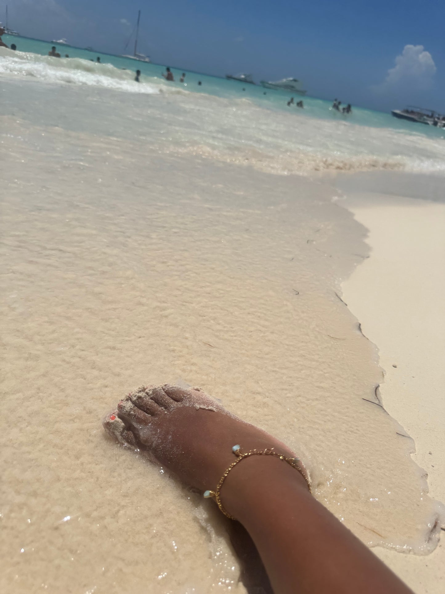 CARIBEÑA anklets